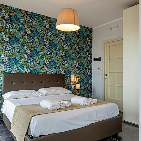 B&B Bellavista มาร์เกริตา ดิ ซาวอยา ภายนอก รูปภาพ