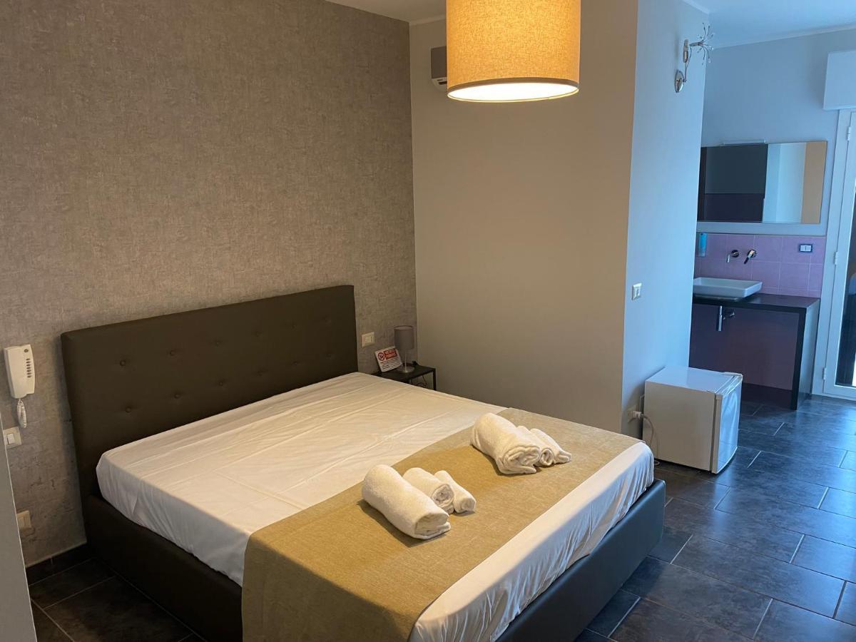 B&B Bellavista มาร์เกริตา ดิ ซาวอยา ภายนอก รูปภาพ