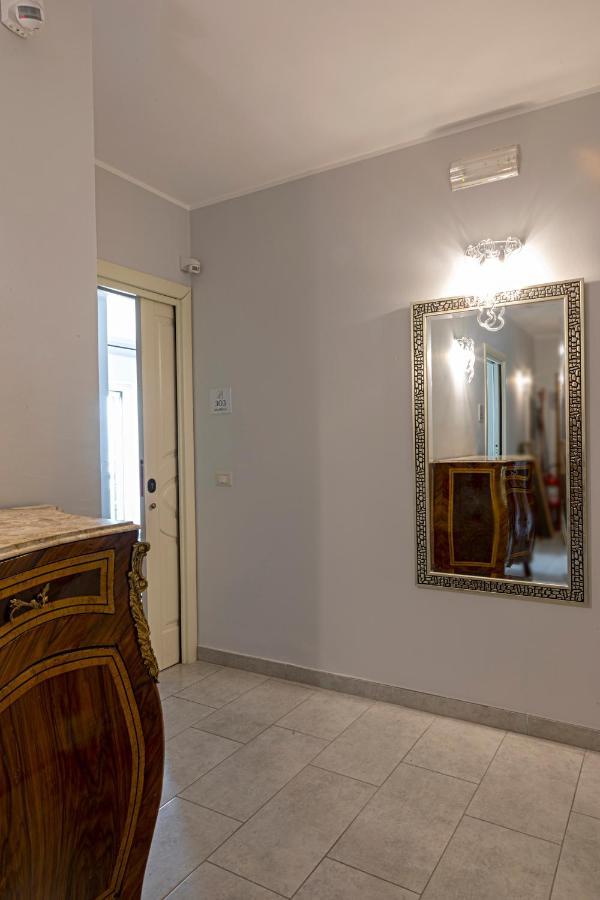 B&B Bellavista มาร์เกริตา ดิ ซาวอยา ภายนอก รูปภาพ