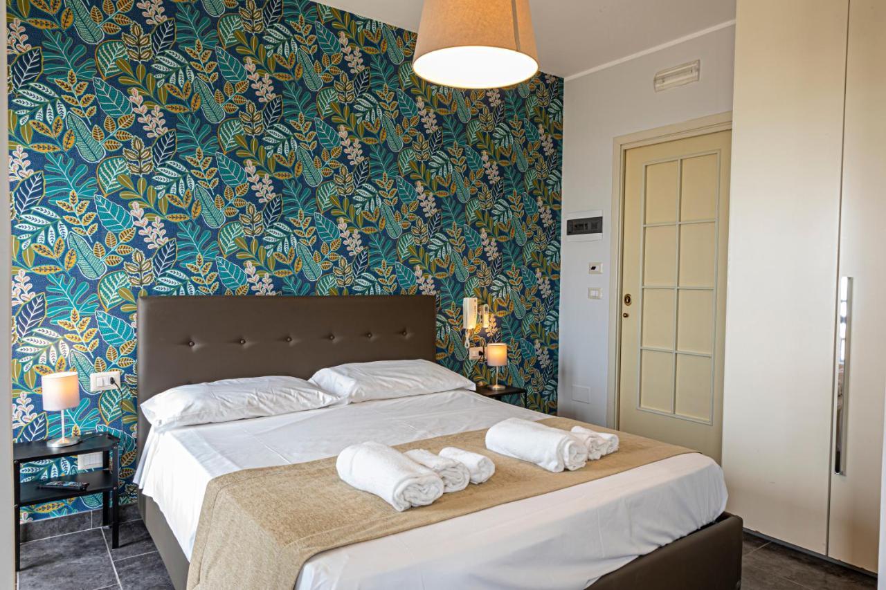 B&B Bellavista มาร์เกริตา ดิ ซาวอยา ภายนอก รูปภาพ
